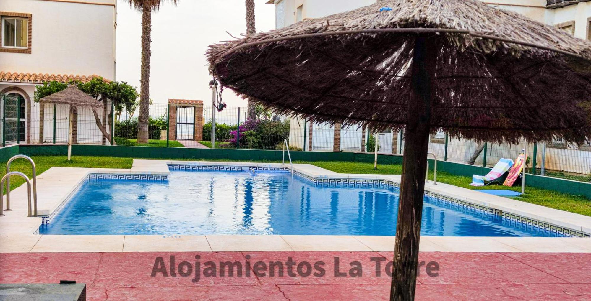 Laguna Beach Premium - Alojamientos La Torre Torrox Eksteriør billede