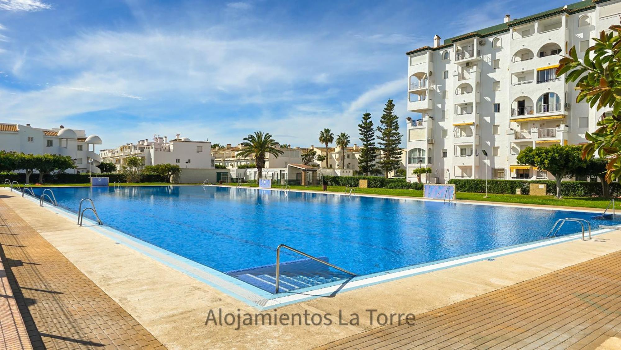 Laguna Beach Premium - Alojamientos La Torre Torrox Eksteriør billede